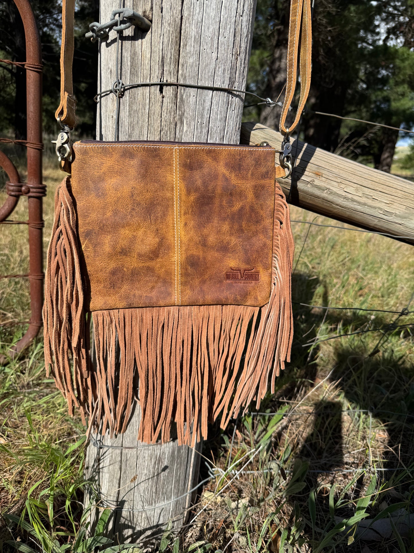 Bessie Tan/White SB7788