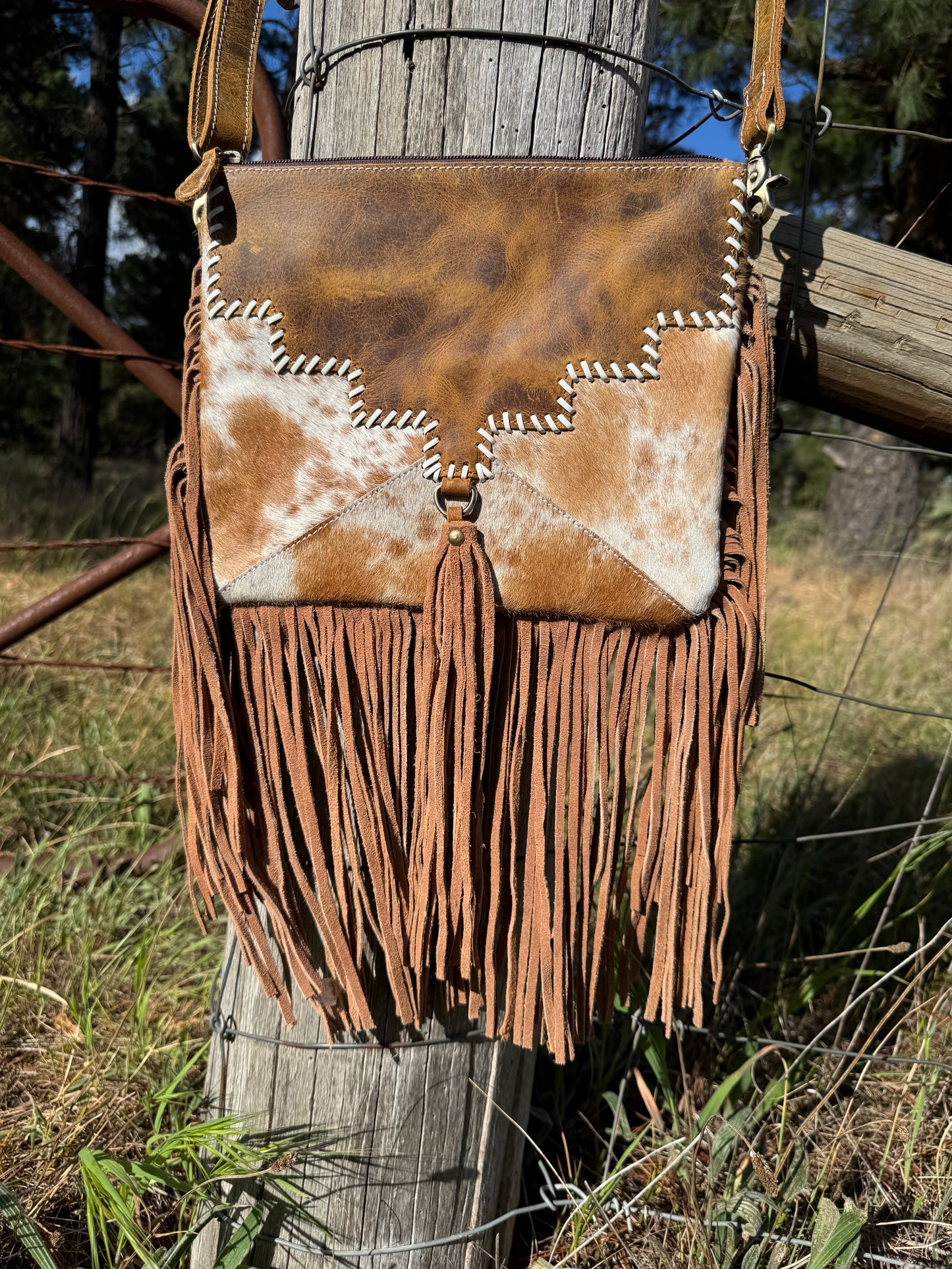 Bessie Tan/White SB789