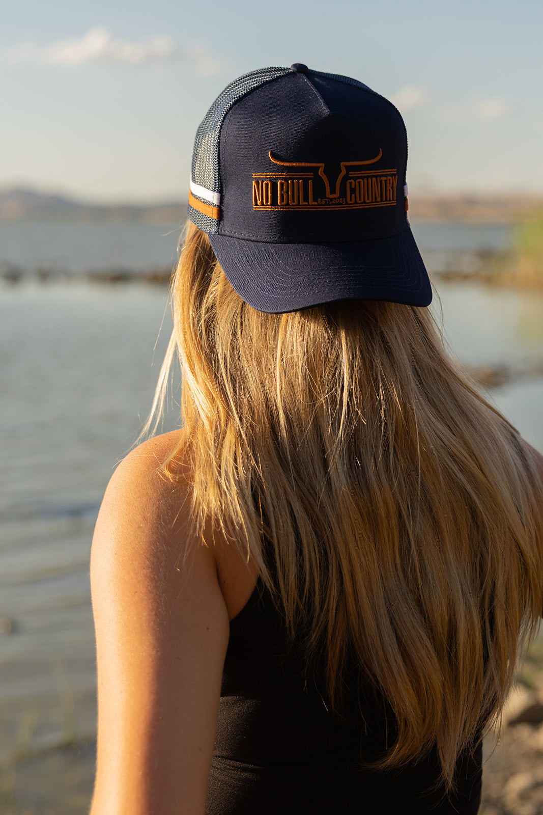 DONOVAN TRUCKER CAP NAVY