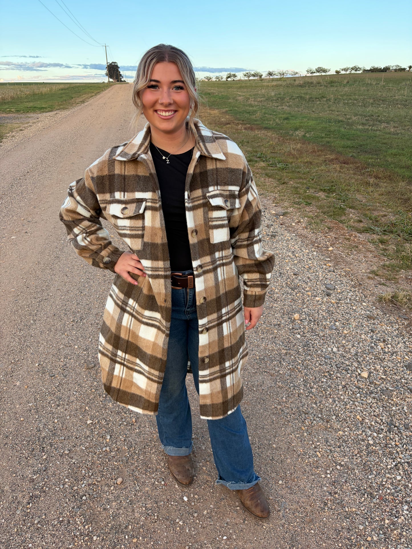 Avery Shacket Brown & Tan
