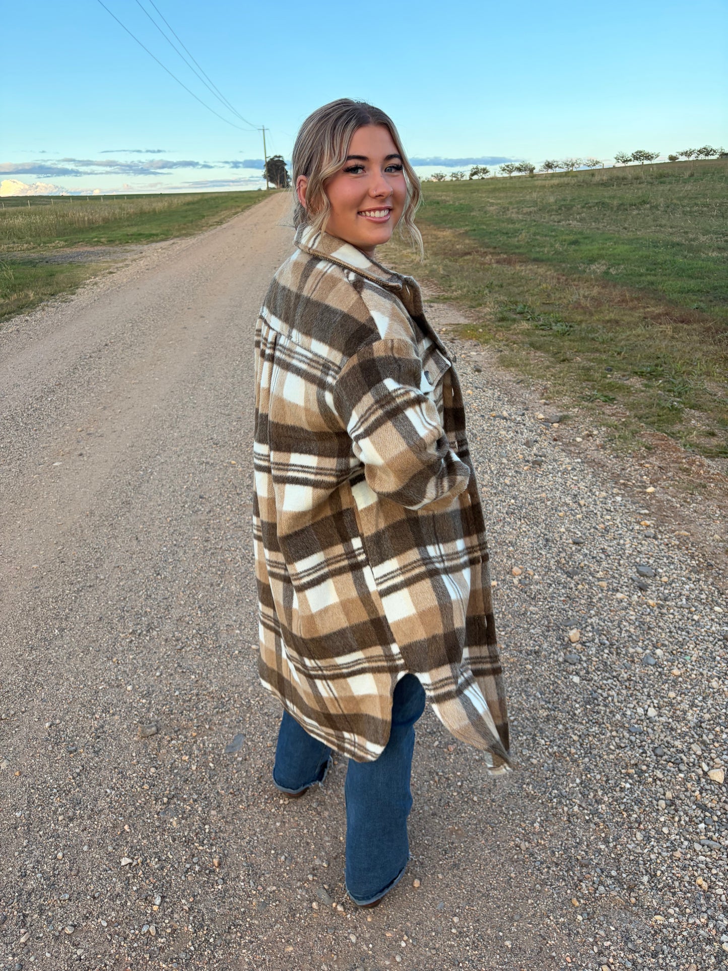 Avery Shacket Brown & Tan