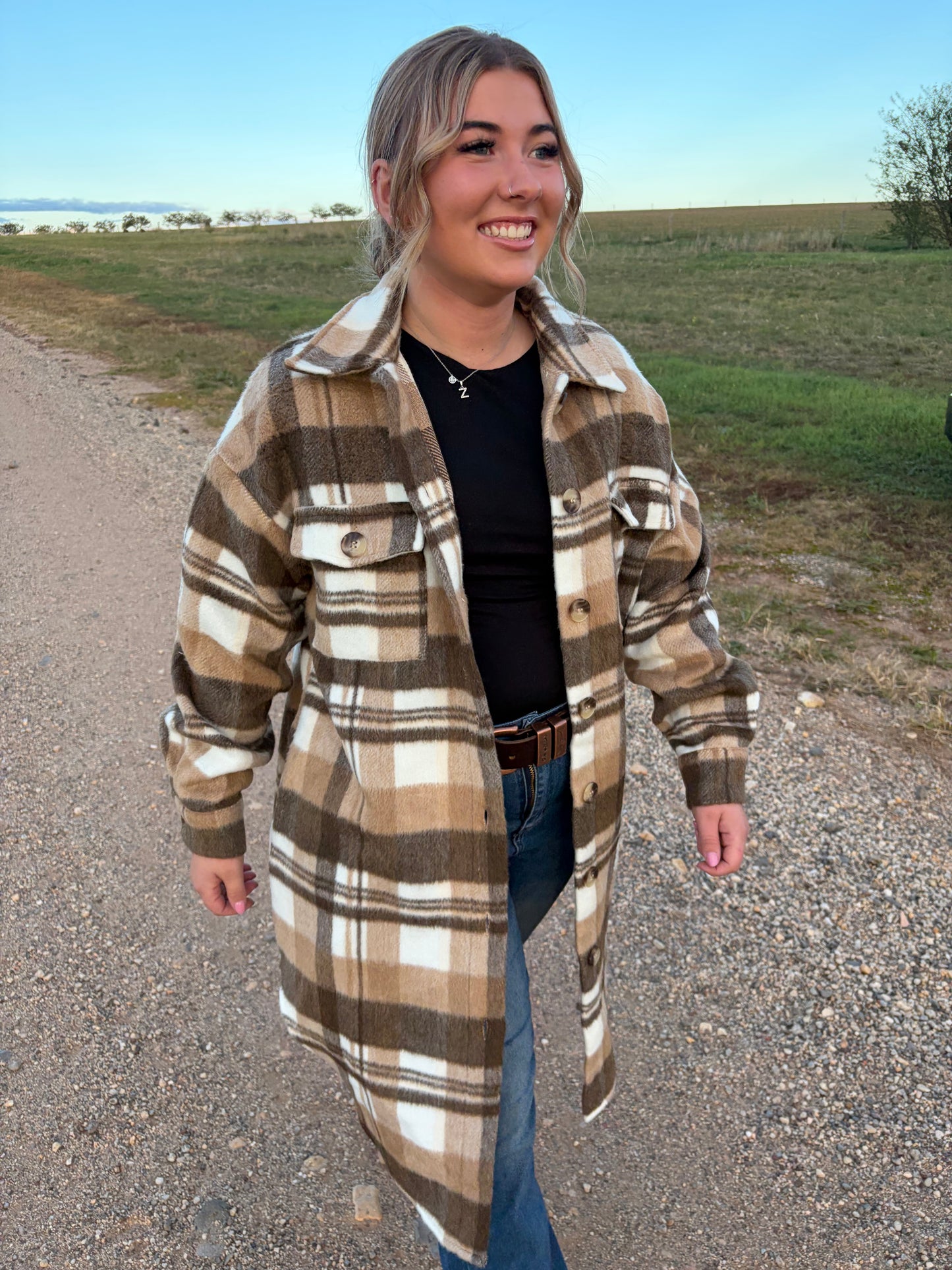 Avery Shacket Brown & Tan