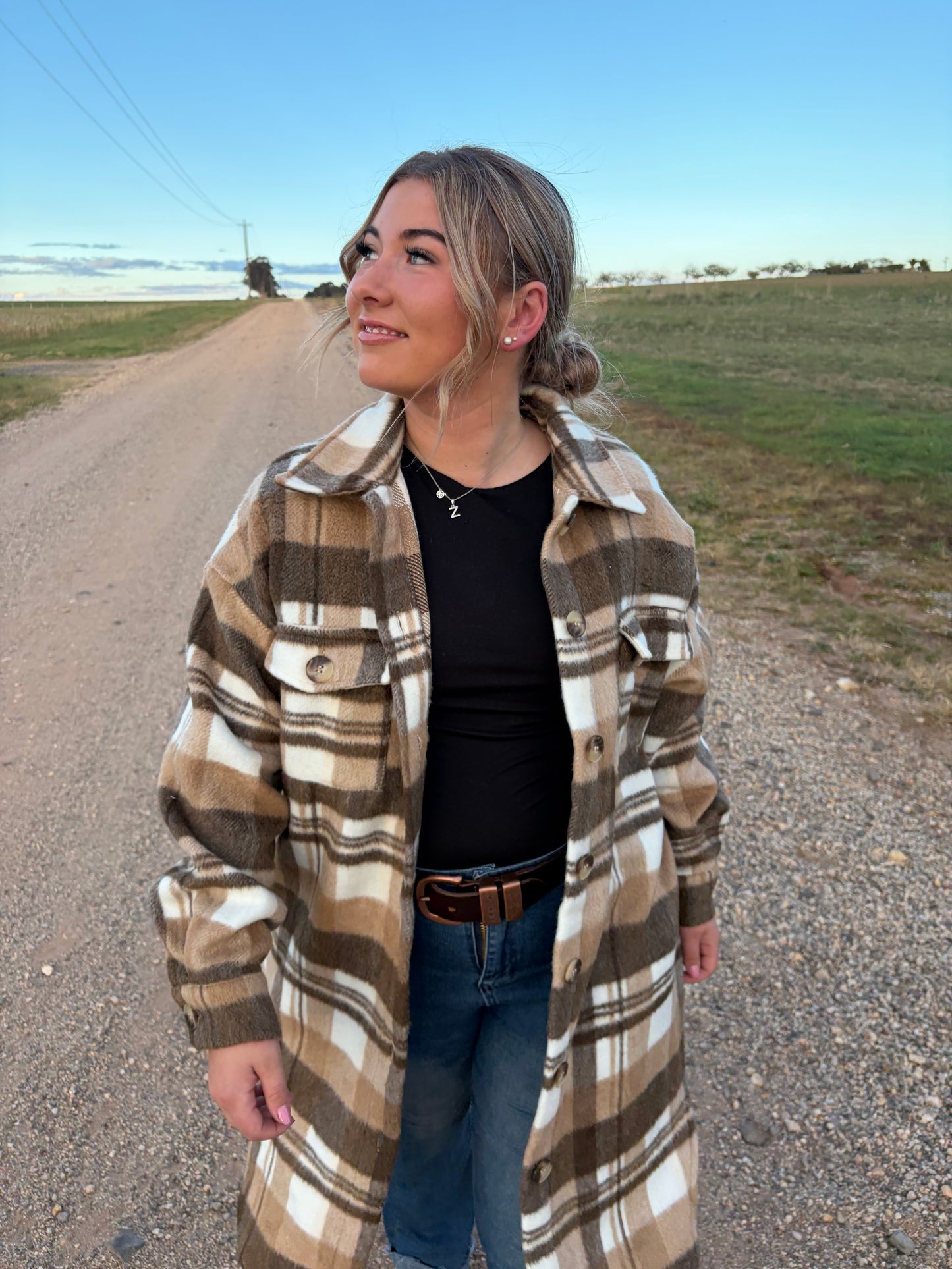 Avery Shacket Brown & Tan