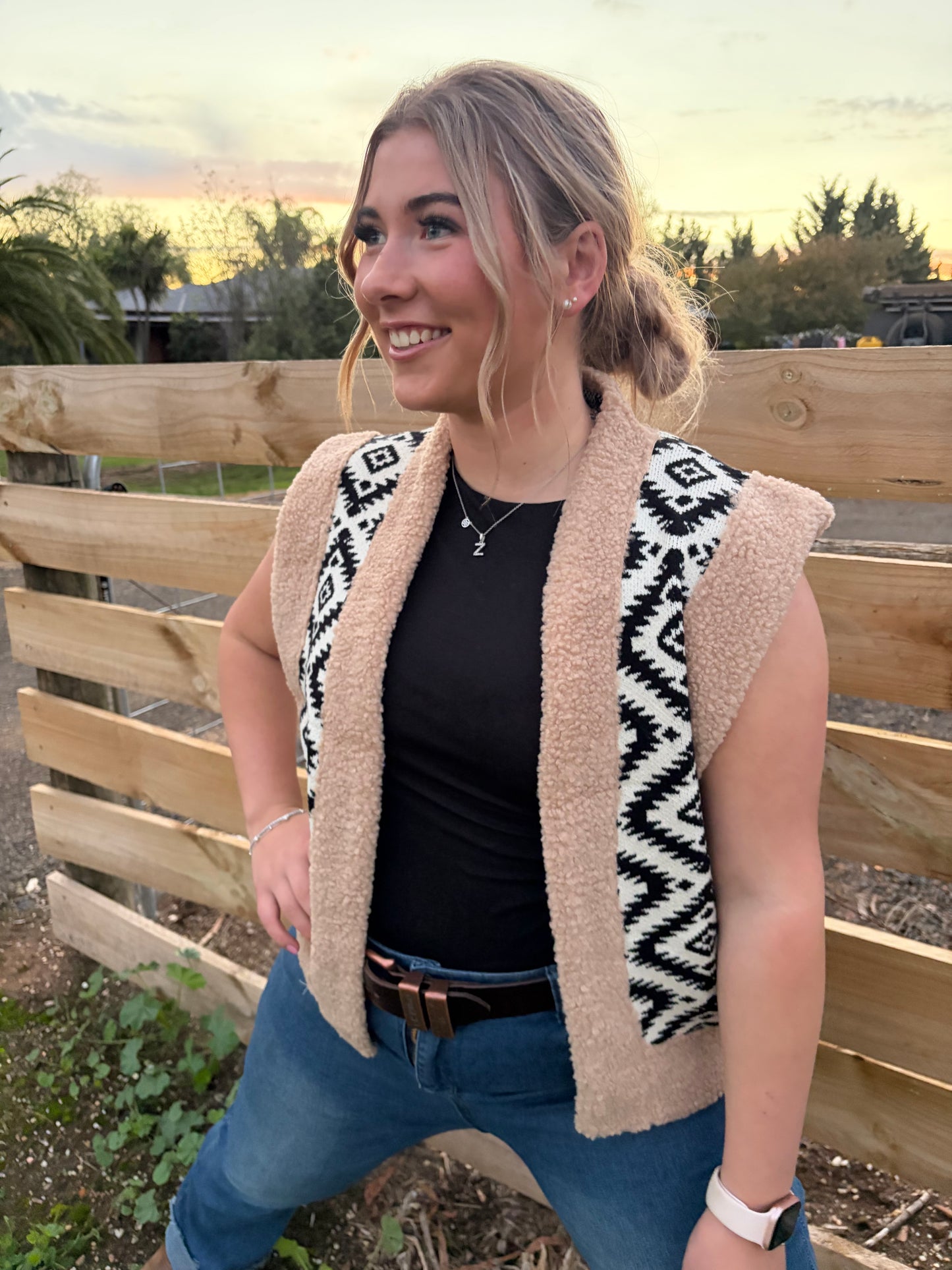 Lainey Aztec Vest Black