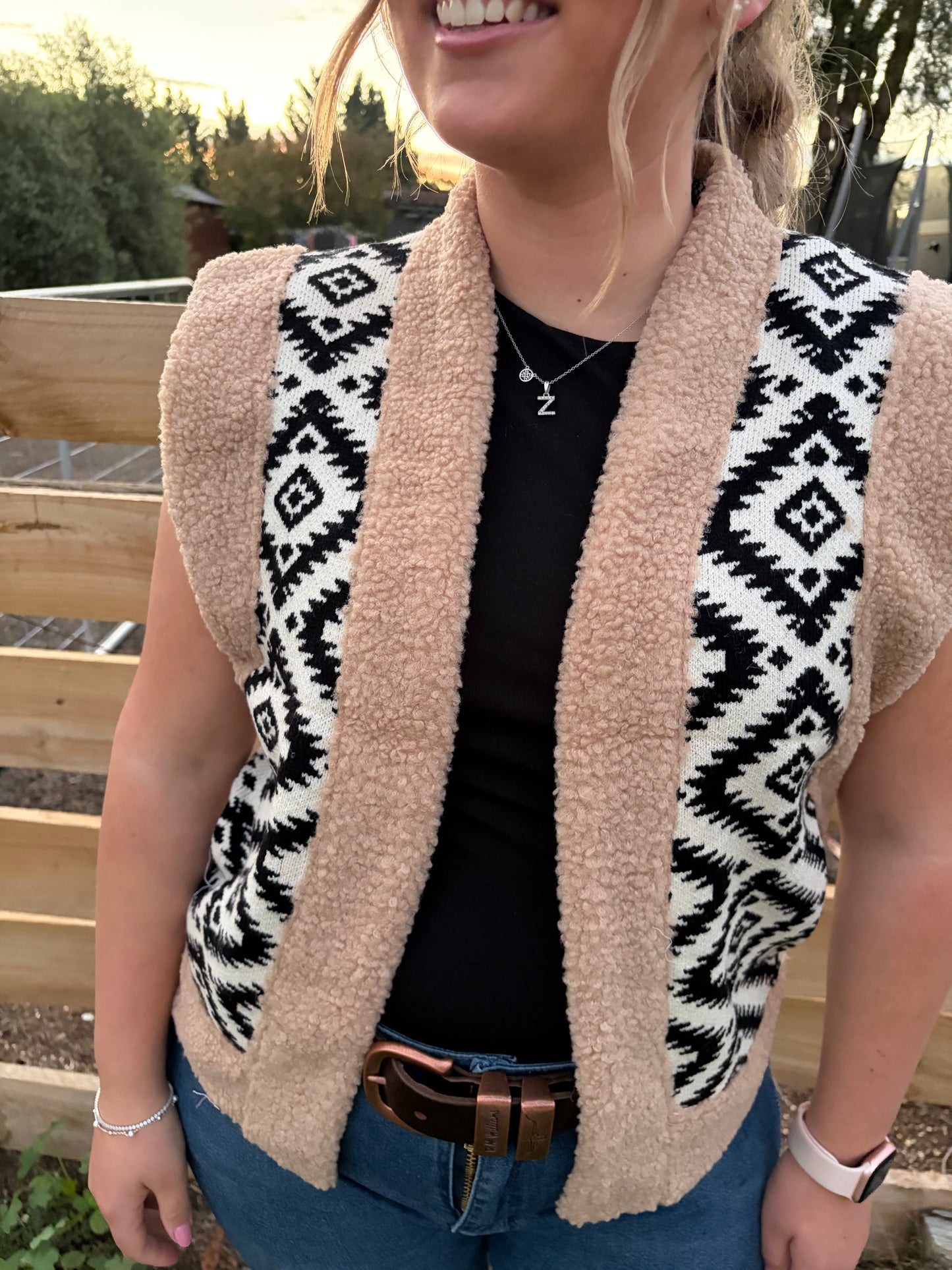 Lainey Aztec Vest Black