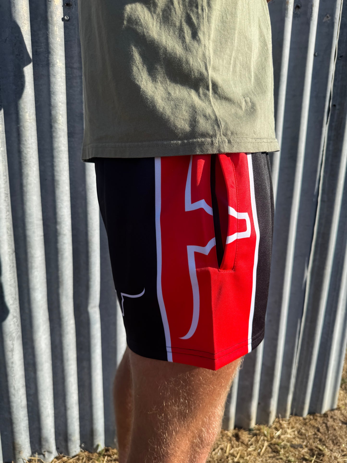 Moolort Footy Shorts Red/Black White
