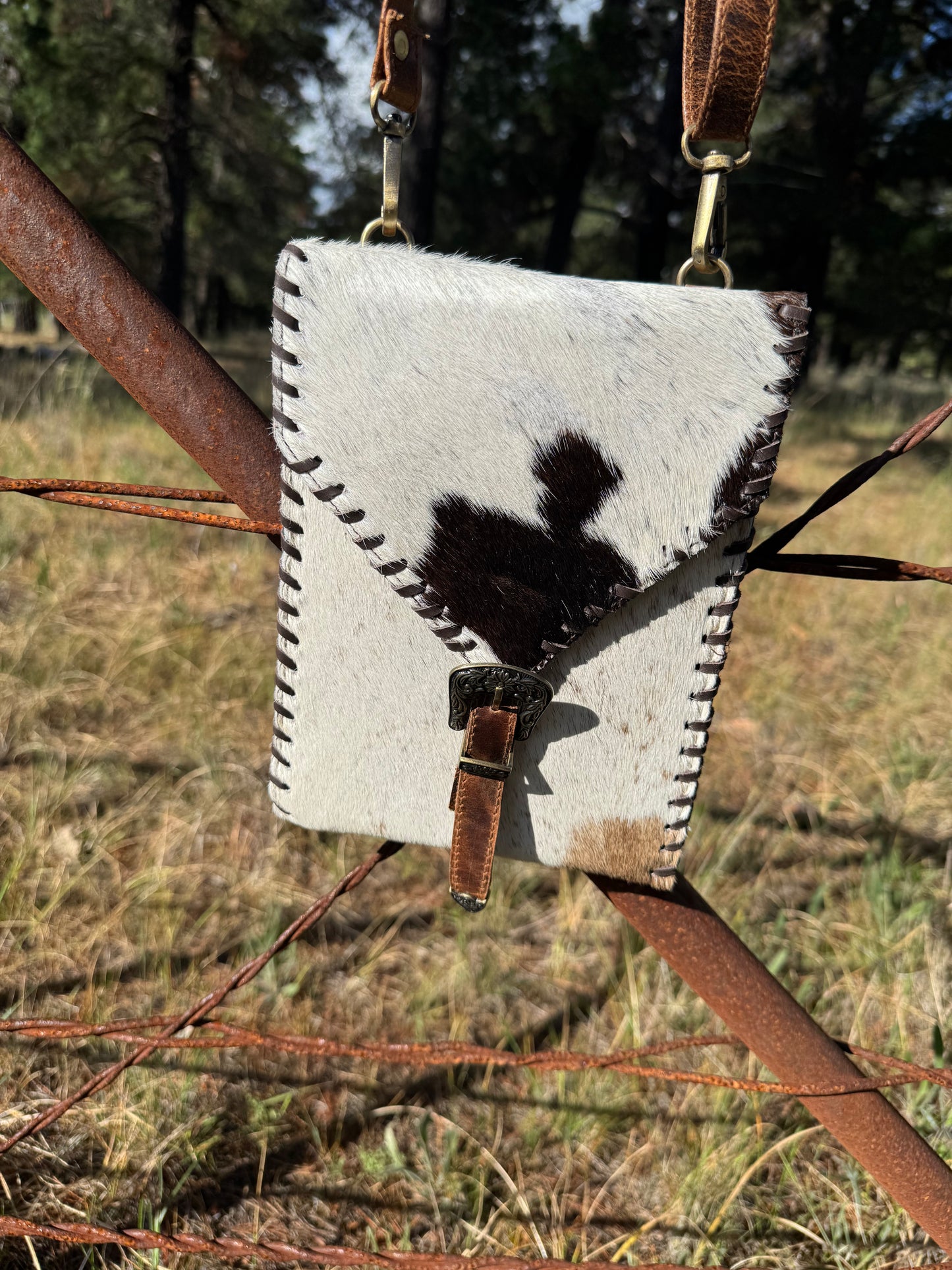 Baylee White/Black SB999