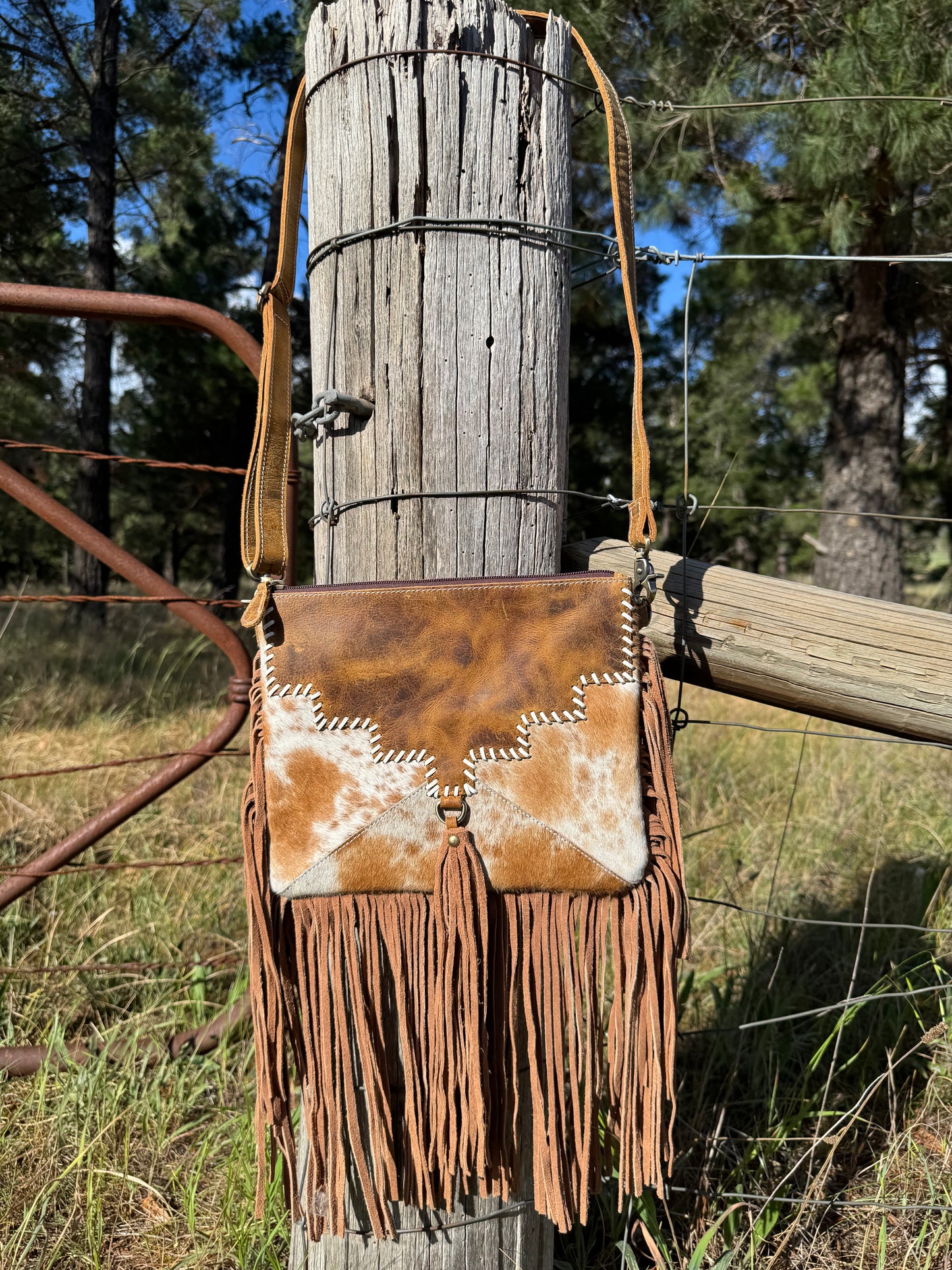 Bessie Tan/White SB789