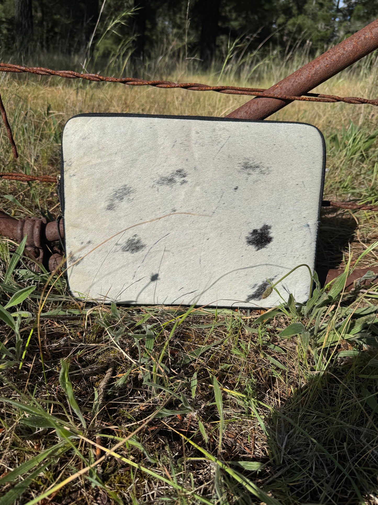 Laptop & Document Bag - Black & White L11222