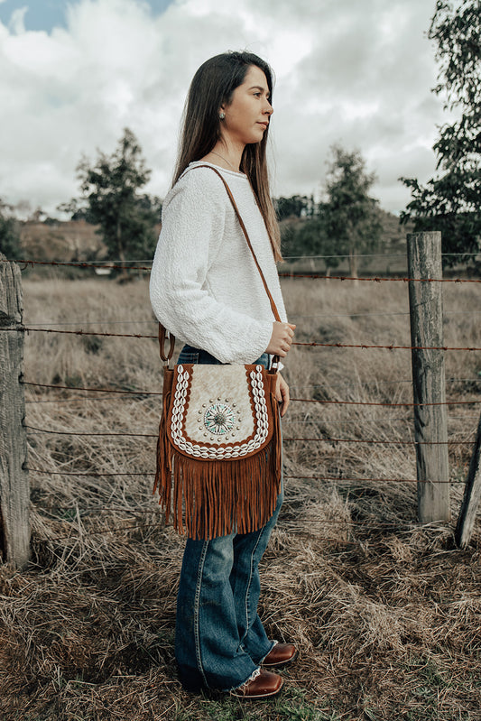 Harlow Suede Tassel/Shell Bag - Tan/White
